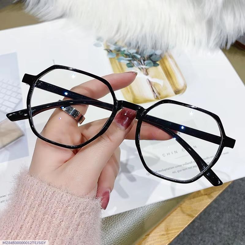 ELEGANT UV PROTECTED TRANSPARENT GLASSES